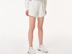 Женские шорты Lacoste свободного кроя