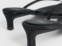 Босоножки, Черный