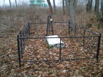 Могила солдата Петрова А.Н.