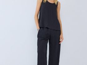 Майка из ткани с жатым эффектом, Черный