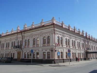 Лавка В.И. Романова  -  дом И.Н. Журавлева - здание клиники Г.А. Клячкина