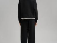 Толстовка свободного кроя из футера