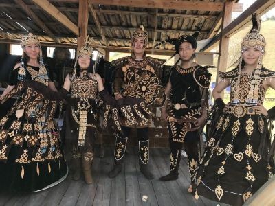 Костюмы из бересты, крылья стерха из утеплителя: Фестиваль «ТАБЫС» выберет лучшего молодого мастера