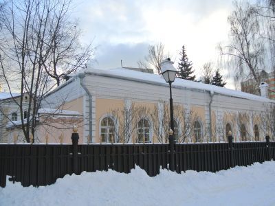 Восточный флигель оранжереи