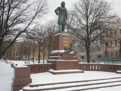 Памятник композитору Глинке М.И.