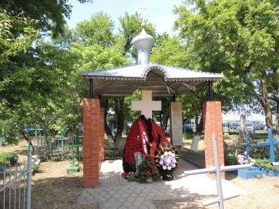 Братская могила казаков Ольгинского кордона, погибших при защите земель Полтавского куреня от горцев