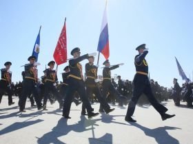 В Якутске состоялось военно-патриотическое шествие в честь 80-летия Победы