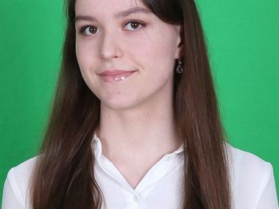 Выпускница Екатерина Якименко получит 100 тысяч за 100 баллов по ЕГЭ