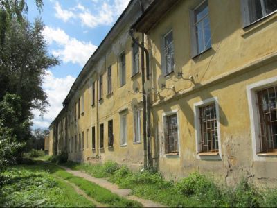 Образец жилой и хозяйственной застройки набережной