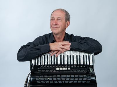 Билеты на 45: Продолжение следует... (Филармония. Камерный зал) / Концерт | Афиша | ИнфоТаймс