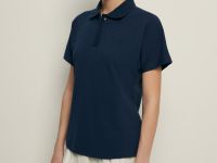 Поло приталенного силуэта с вышивкой