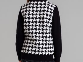 Свитер трикотажный для девочек