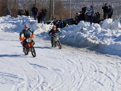 В Удачном впервые провели первенство по мотокроссу (ФОТО)