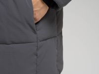 Утепленное стеганое полупальто с капюшоном