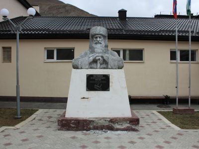 Бюст Кязима Мечиева - основоположника балкарской литературы