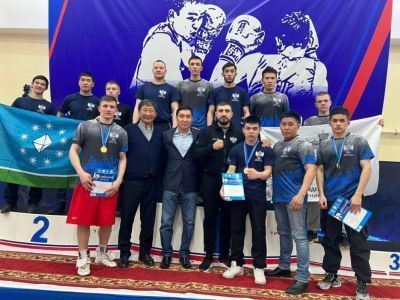 Пять мирнинских боксеров завоевали путевки на VIII Спортивные игры народов Республики Саха (Якутия)