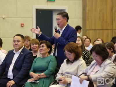 Директор «Фонда будущих поколений» Владимир Егоров: «Надо повышать у детей интерес к учёбе»