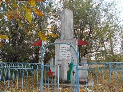 Братская могила 30 погибших партизан