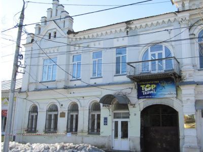 Дом Петрова