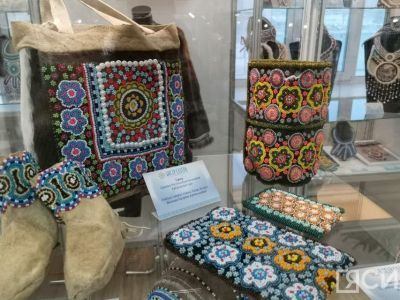 Изделия 100 мастериц из семи регионов России представлены на выставке «Бисер Севера» в Якутске