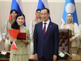 Госнаграды вручили якутянам в преддверии Дня республики