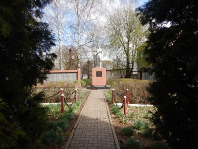 Памятник односельчанам, не вернувшимся с фронтов Великой Отечественной войны