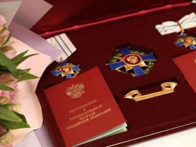 Семьи, удостоенные ордена "Родительская слава", будут получать 500 тыс. рублей