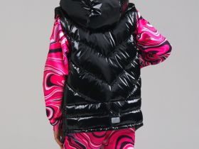 Жилет текстильный с полиуретановым покрытием для девочек