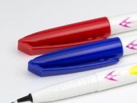 Ручка с пластиковым пером Pentel "Stylo" 0,4 мм, черные чернила на водной основе
