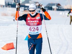 Звезды Олимпийских игр пробежали лыжный марафон с якутянами