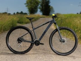 Горный велосипед Cube Aim Pro 27.5, год 2023, цвет Голубой-Черный, ростовка 14