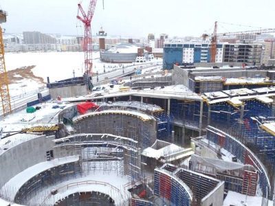 Каркас здания Арктического центра эпоса и искусств в Якутске готов на 90%