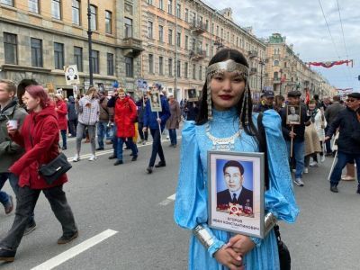 Якутяне приняли участие в акции «Бессмертный полк» в Москве и Санкт-Петербурге
