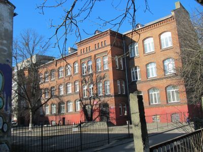 Здание школы