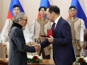 Госнаграды вручили якутянам в преддверии Дня республики
