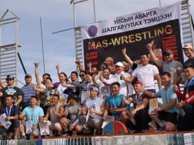 В Монголии состоялся чемпионат по мас-рестлингу
