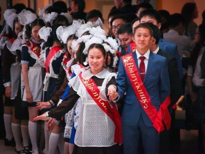 Девять школ Якутии вошли в топ-20 лучших по поступаемости выпускников в ведущие вузы
