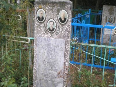 Могила Героя Социалистического Труда Жалельщиковой Елизаветы Ивановны (1914-1985)