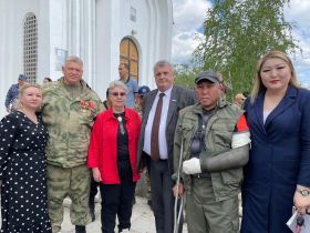 В Якутске возложили цветы в честь Дня ветеранов боевых действий