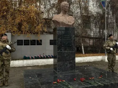 В Якутске отметили День ОМОН «Бизон» вручением черных беретов и наград бойцам / ЯСИА   