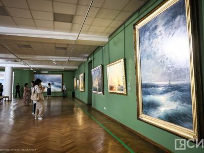 В Якутске открылась выставка картин великого художника Ивана Айвазовского