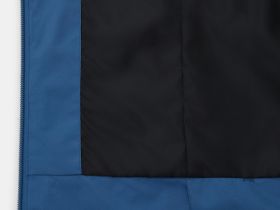 Спортивная ветровка приталенного силуэта