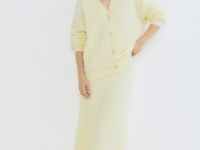 Кардиган из пушистой пряжи на пуговицах, Желтый