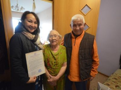 В Госкомобеспечении Якутии поздравили ветеранов