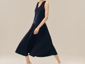 Платье Lacoste стандартного кроя с длинными рукавами и поясом