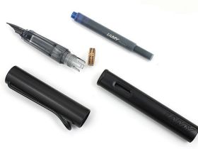 Ручка перьевая LAMY 071 al-star, M Черный