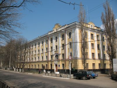 Здание общежития для студентов