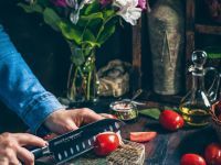 Нож кухонный Samura Mo-V Сантоку - SM-0094, сталь AUS-8, рукоять G10, 180 мм