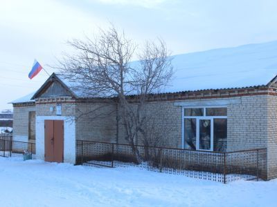 Сельский клуб п. Речной