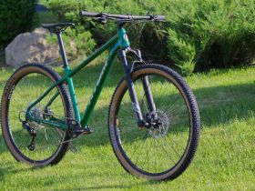 Горный велосипед Atom Bion Nine Pro, год 2024, цвет Черный, ростовка 18.5